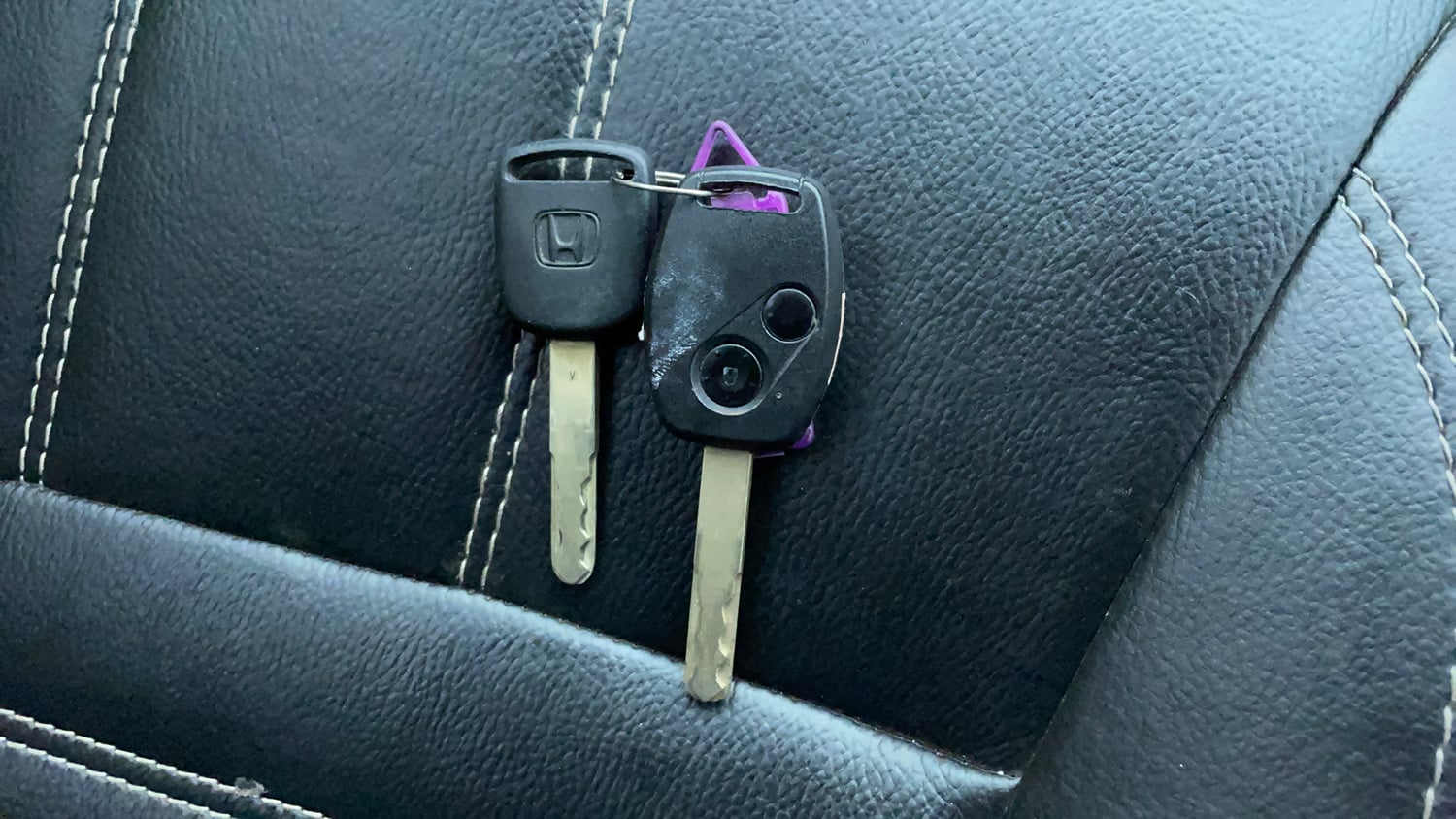 Used 2013 Honda City 1.5 V MT Petrol Manual extra CAR KEY VIEW