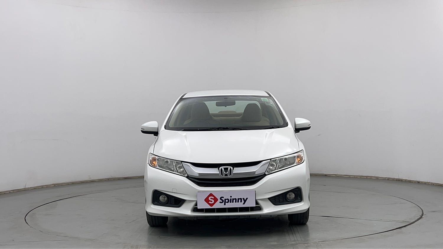 Used 2016 Honda City V Petrol Manual exterior FRONT VIEW
