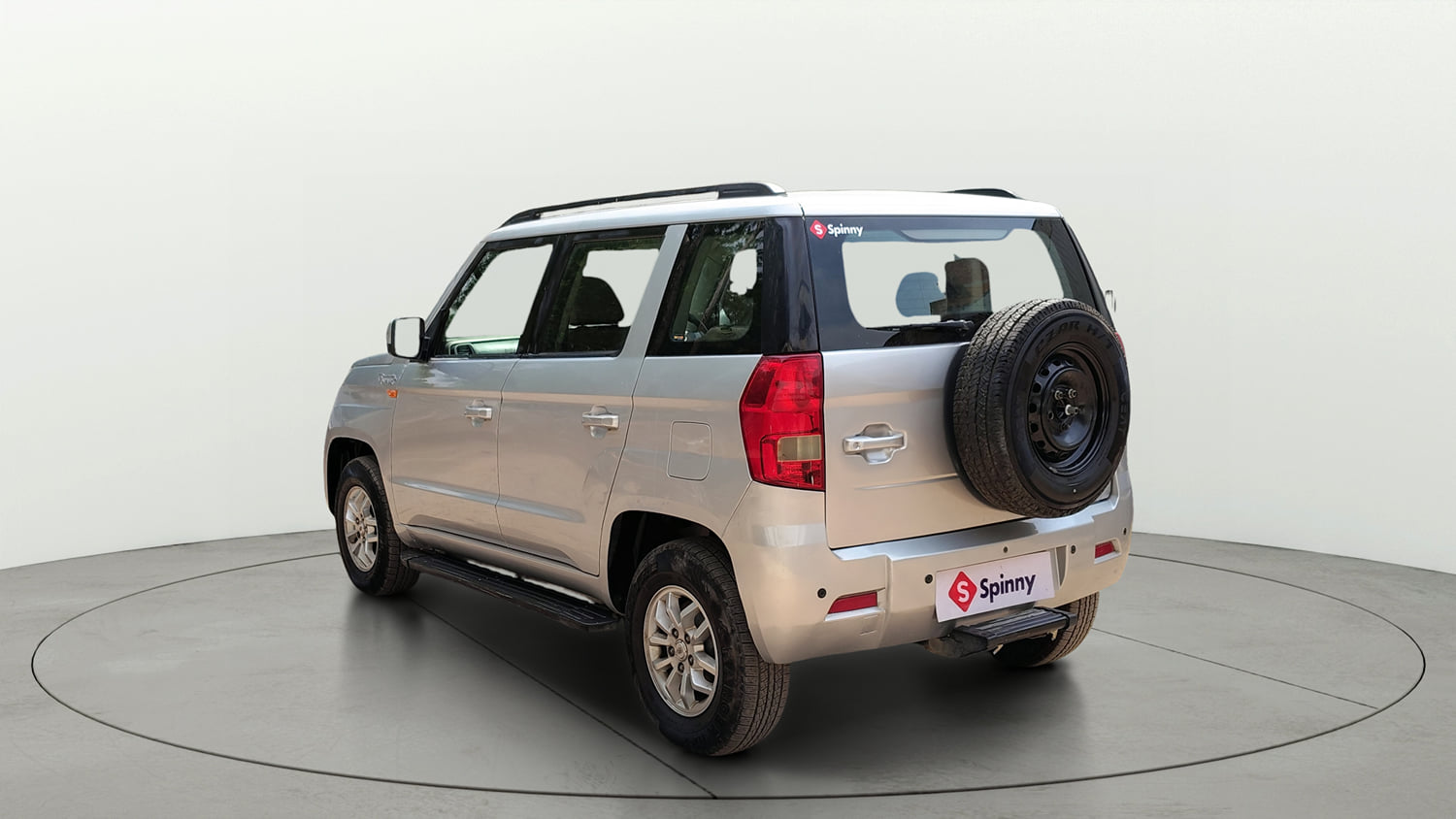 Used 2017 Mahindra TUV300 T8 mHAWK100 Diesel Manual exterior LEFT REAR CORNER VIEW