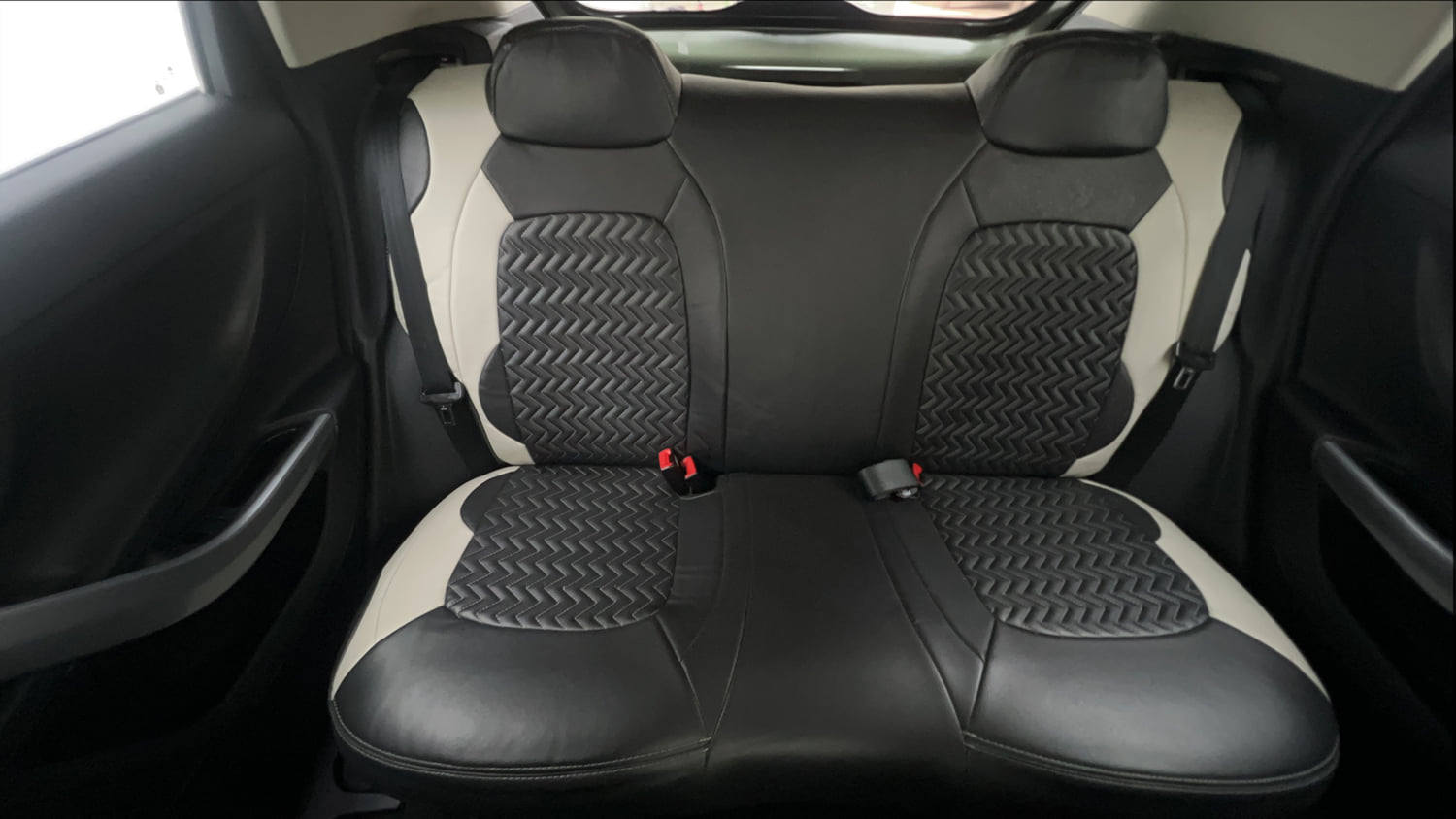 Used 2022 Tata Nexon XMA Plus (S) Petrol Automatic interior REAR SEAT CONDITION VIEW