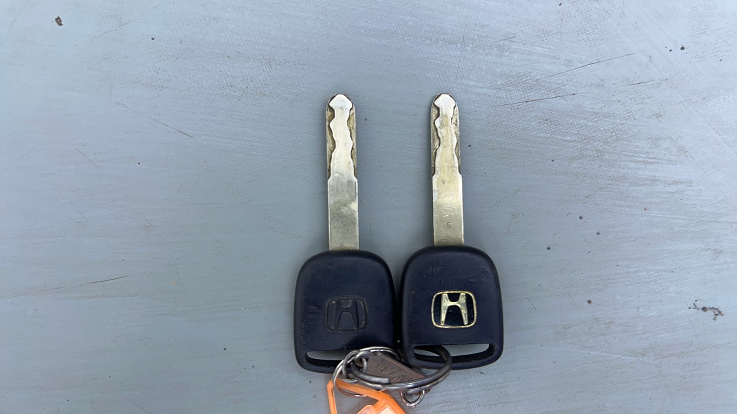 Used 2014 Honda Brio EX MT Petrol Manual extra CAR KEY VIEW
