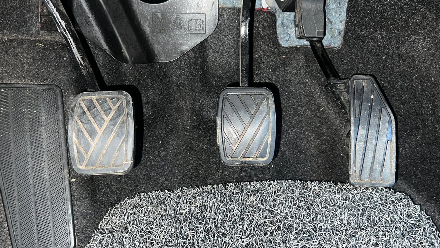 Used 2025 Maruti Suzuki Swift VXi CNG Cng Manual interior PEDALS VIEW
