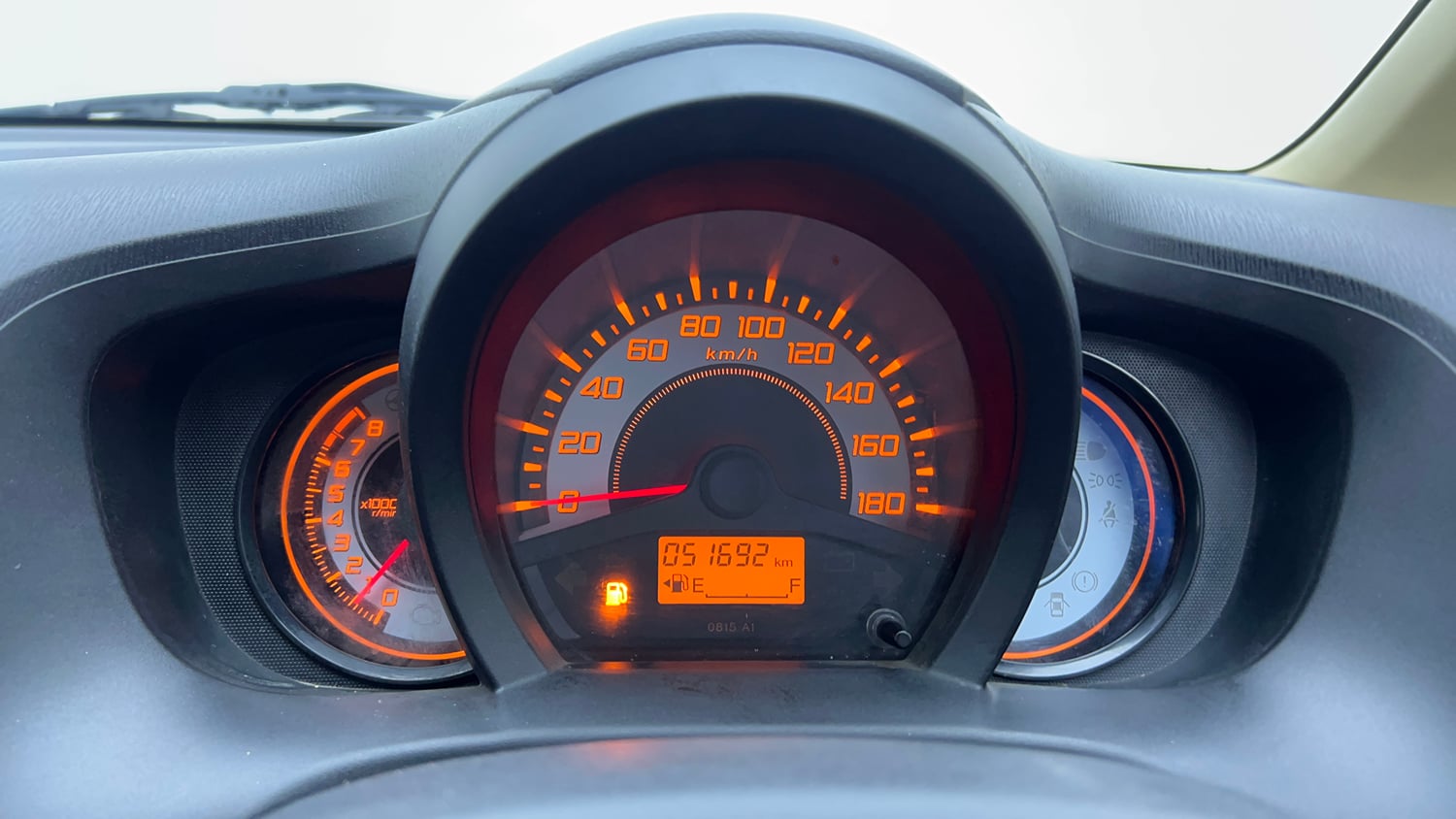 Used 2014 Honda Brio EX MT Petrol Manual interior CLUSTERMETER VIEW