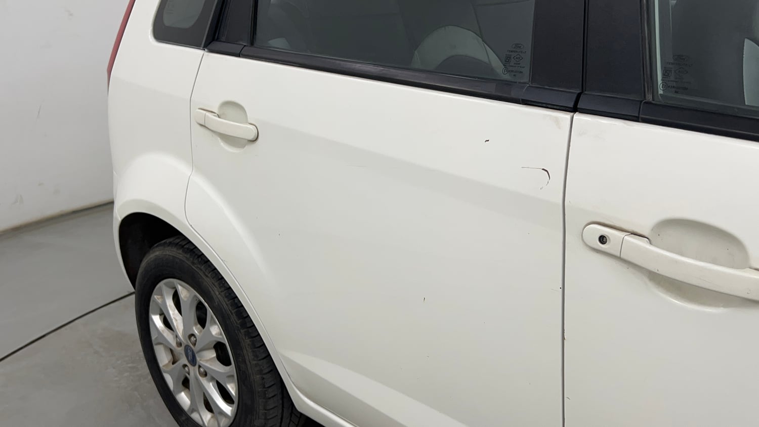 Used 2014 Ford Figo Duratec Petrol Titanium 1.2 Petrol Manual dents MINOR DENT