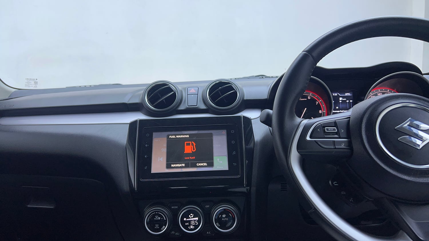 Used 2023 Maruti Suzuki Swift ZXi Plus AMT Dual Tone Petrol Automatic interior MUSIC SYSTEM & AC CONTROL VIEW