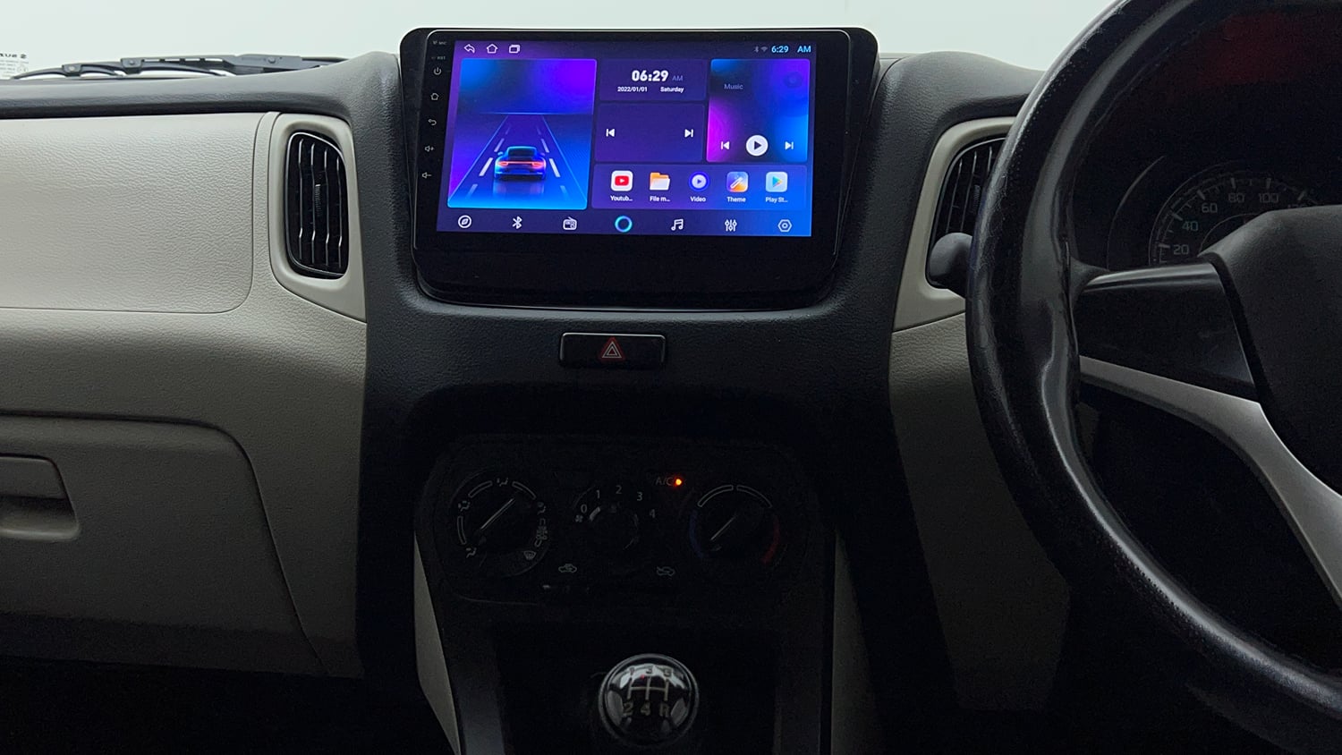 Used 2024 Maruti Suzuki Wagon R VXI 1.0 CNG Cng Manual interior MUSIC SYSTEM & AC CONTROL VIEW