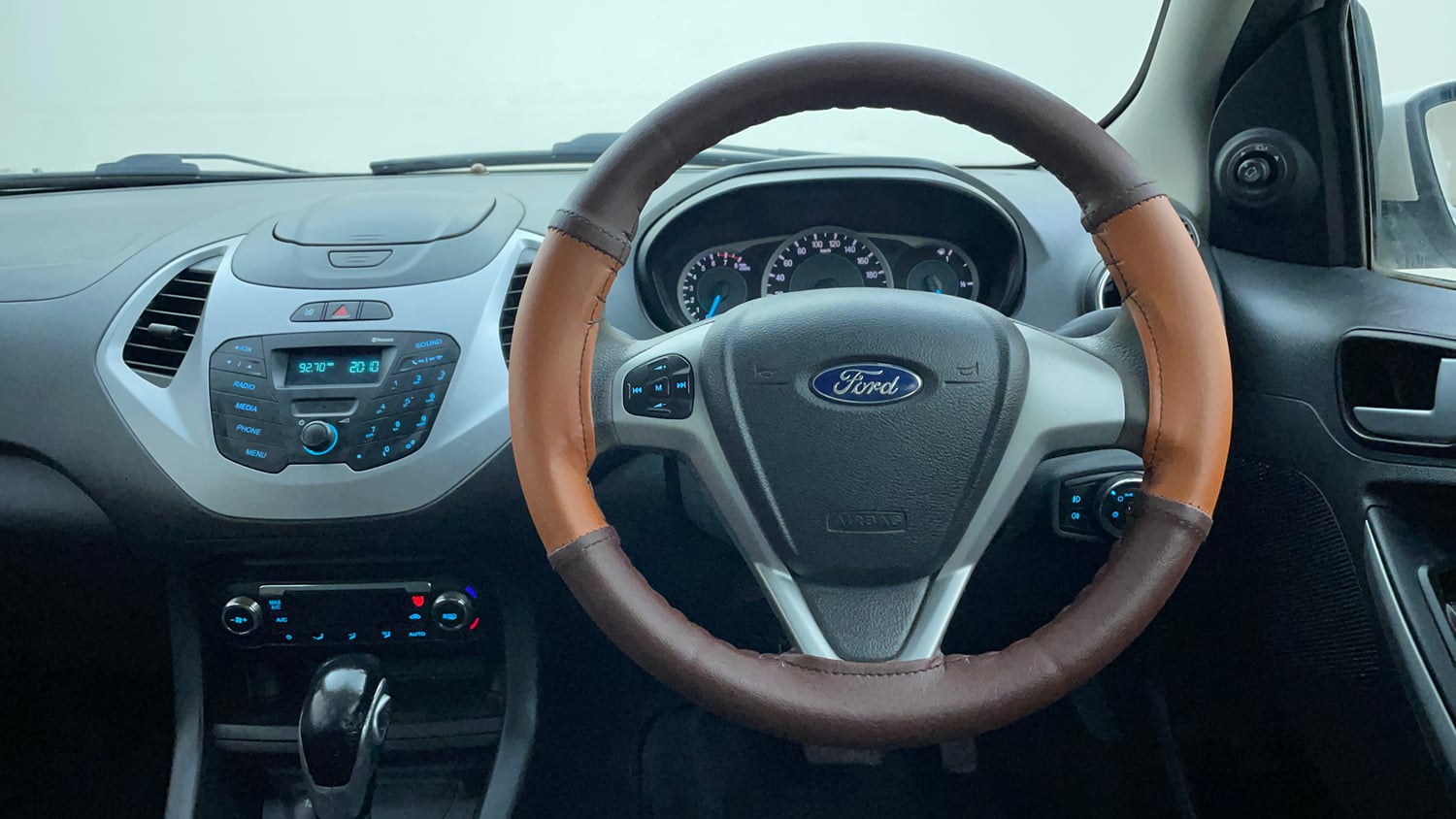 Used 2017 Ford Figo Titanium 1.5 Ti-VCT AT Petrol Automatic interior STEERING VIEW