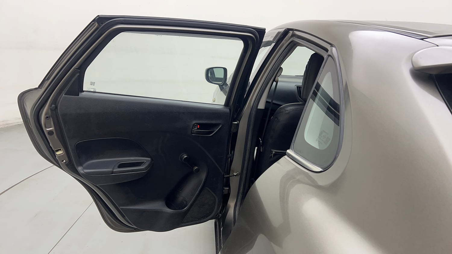 Used 2020 Maruti Suzuki Baleno Sigma Petrol Manual interior LEFT REAR DOOR OPEN VIEW