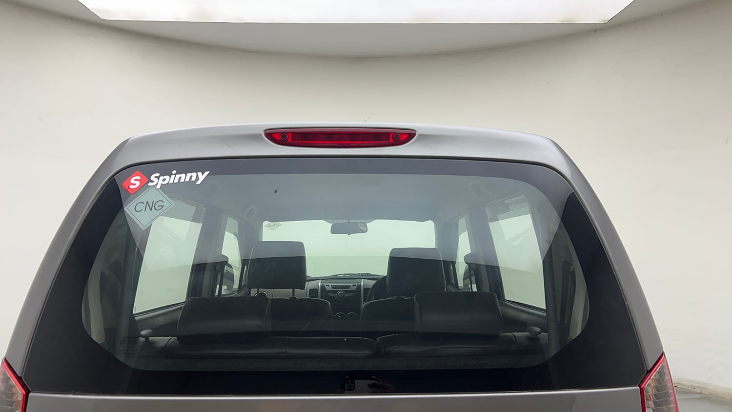 Used 2013 Maruti Suzuki Wagon R LXI CNG Cng Manual exterior BACK WINDSHIELD VIEW