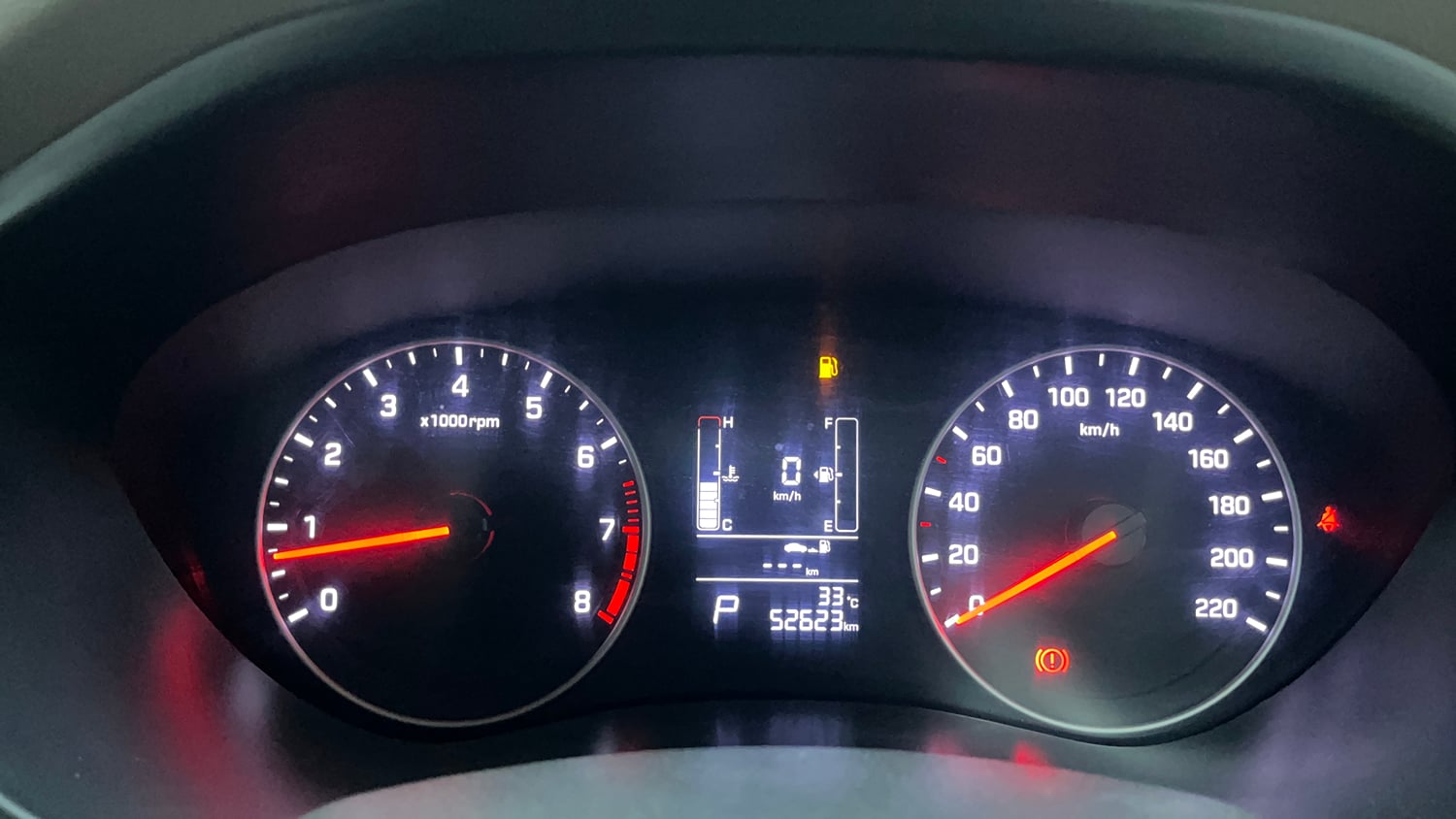 Used 2018 Hyundai Elite i20 Asta 1.2 AT Petrol Automatic interior CLUSTERMETER VIEW
