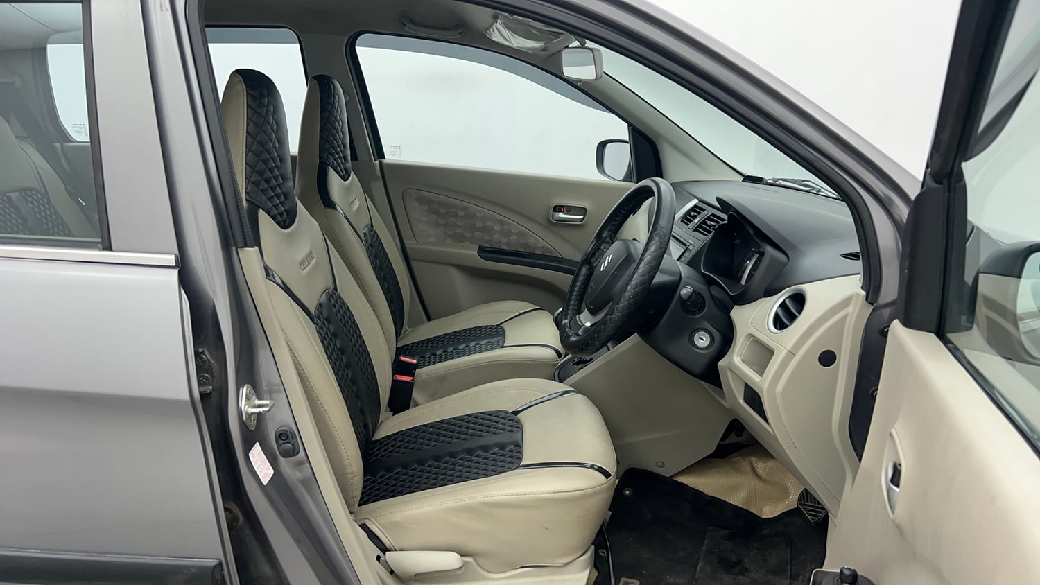 Used 2017 Maruti Suzuki Celerio ZXI (O) AMT Petrol Automatic interior RIGHT SIDE FRONT DOOR CABIN VIEW