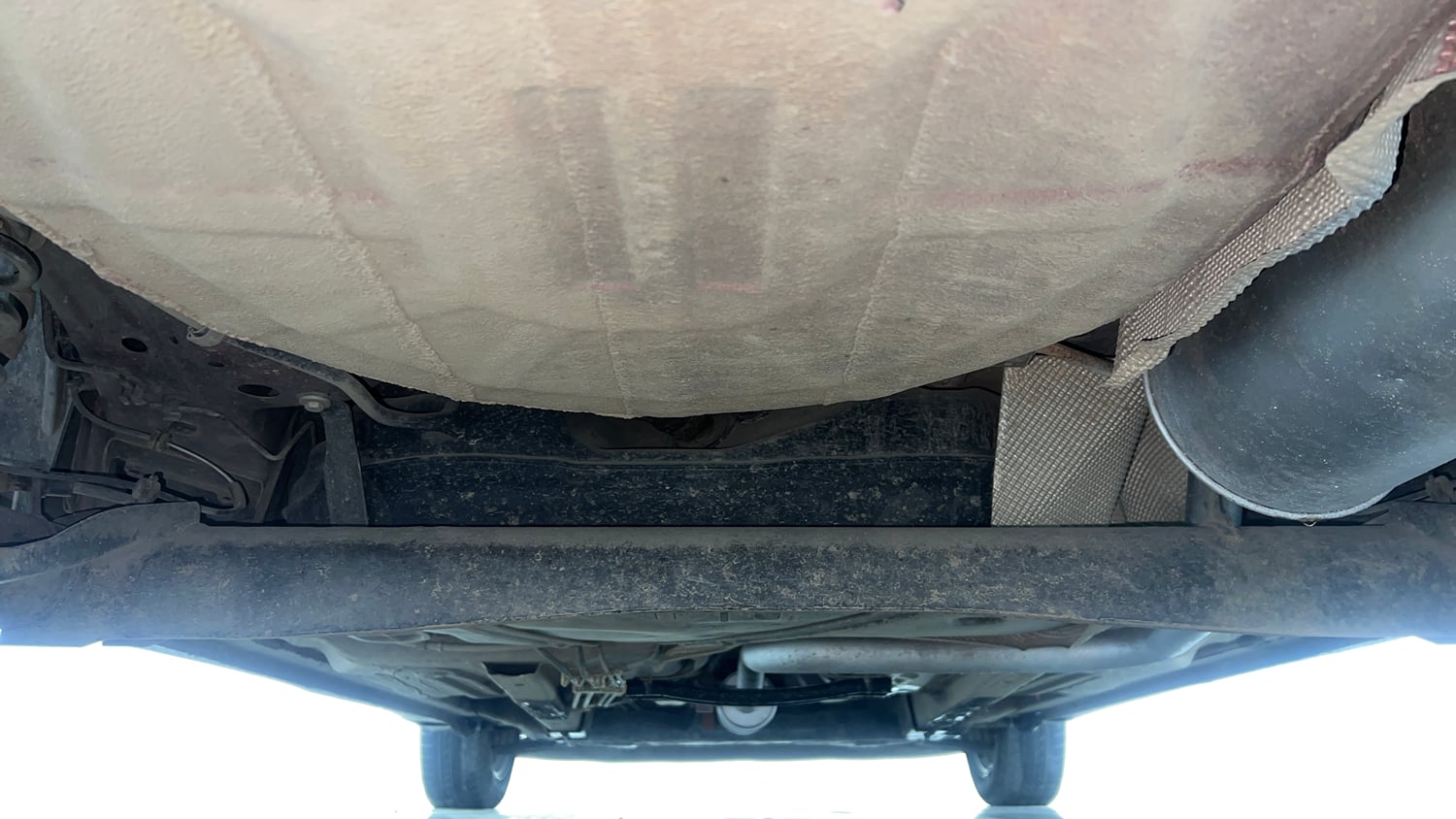 Used 2017 Ford Figo Aspire Titanium 1.2 Ti-VCT Petrol Manual extra REAR UNDERBODY VIEW (TAKEN FROM REAR)