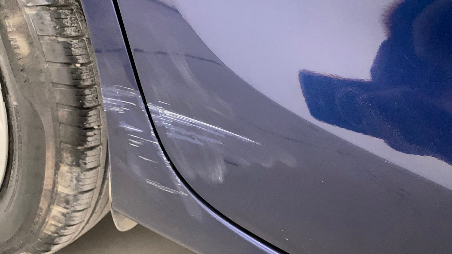 Used 2019 Maruti Suzuki Swift VXi AMT Petrol Automatic dents MINOR SCRATCH