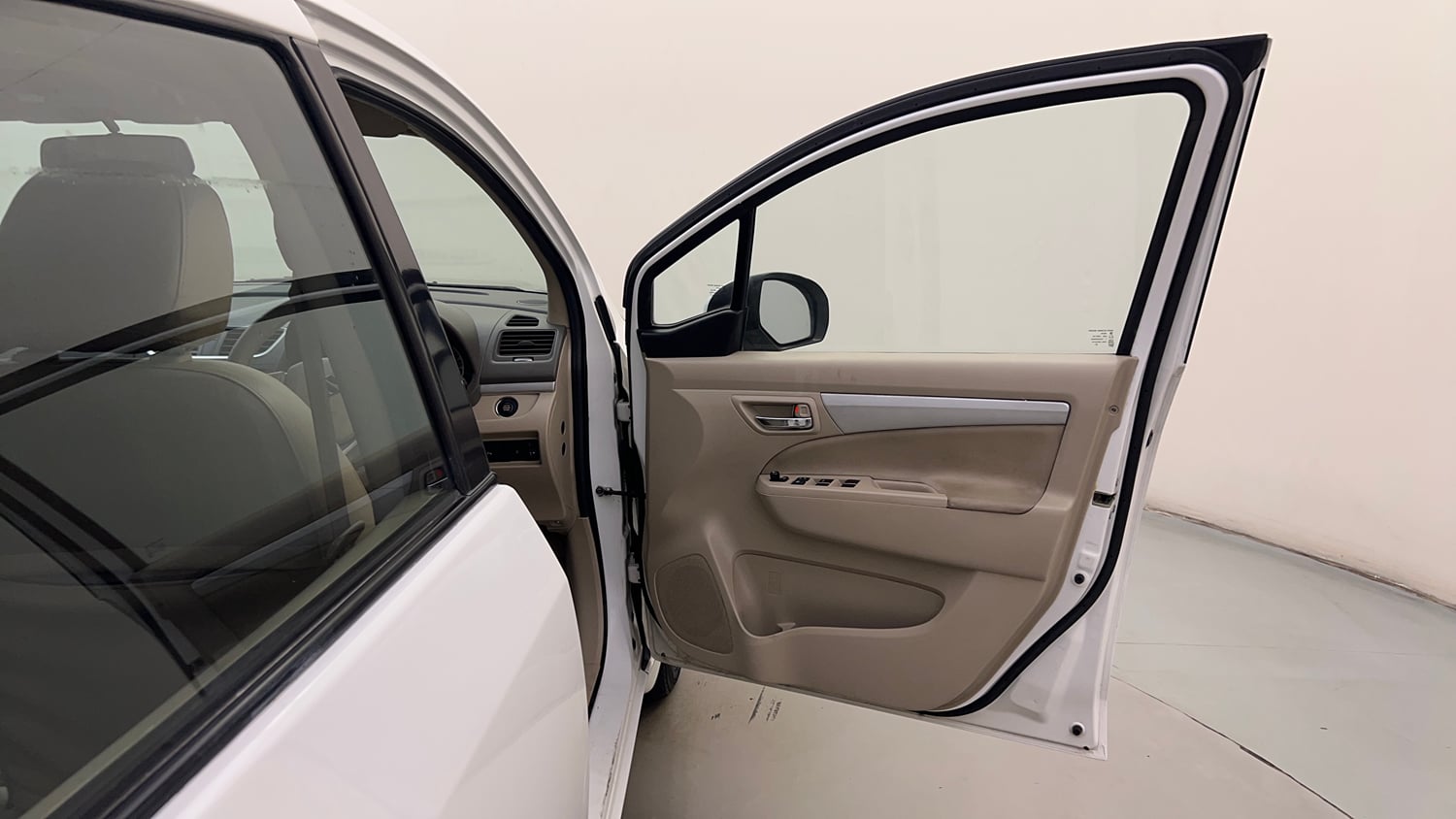 Used 2016 Maruti Suzuki Ertiga ZXI Petrol Manual interior RIGHT FRONT DOOR OPEN VIEW
