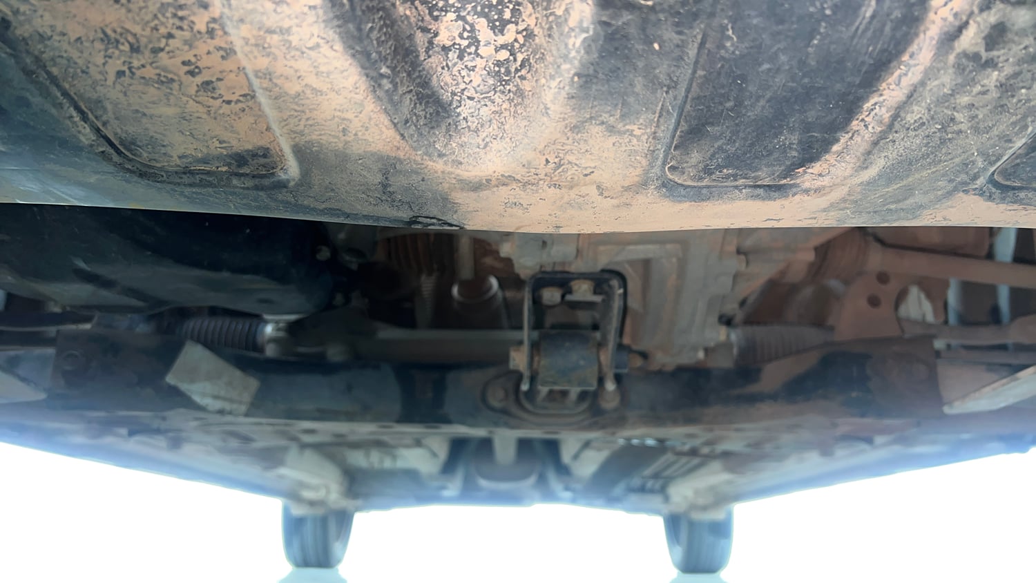 Used 2021 Hyundai i20 Sportz 1.2 MT Petrol Manual extra FRONT LEFT UNDERBODY VIEW