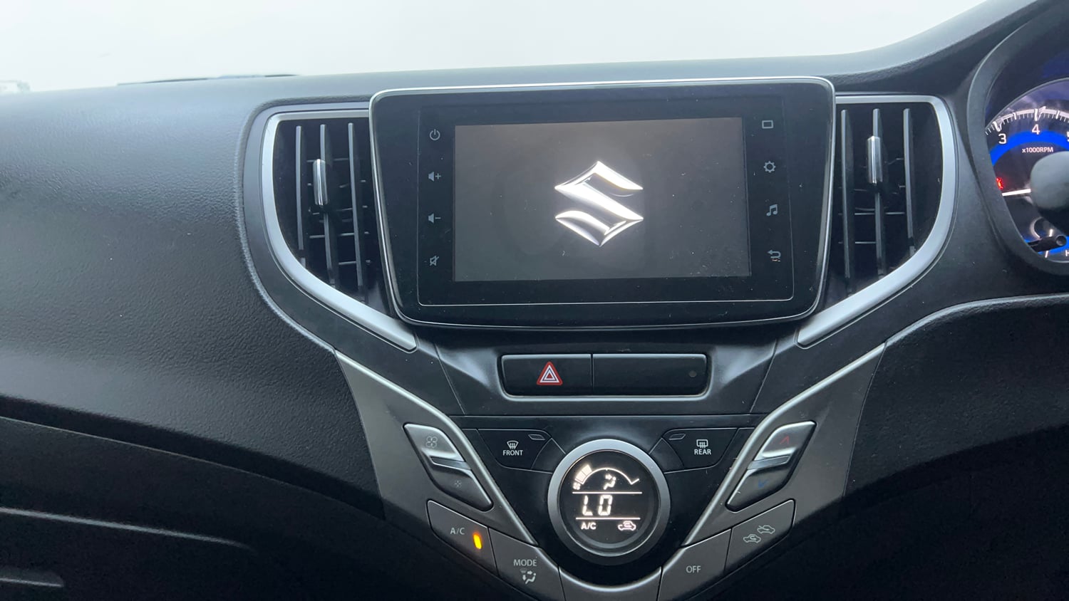 Used 2021 Maruti Suzuki Baleno Zeta Petrol Manual interior MUSIC SYSTEM & AC CONTROL VIEW