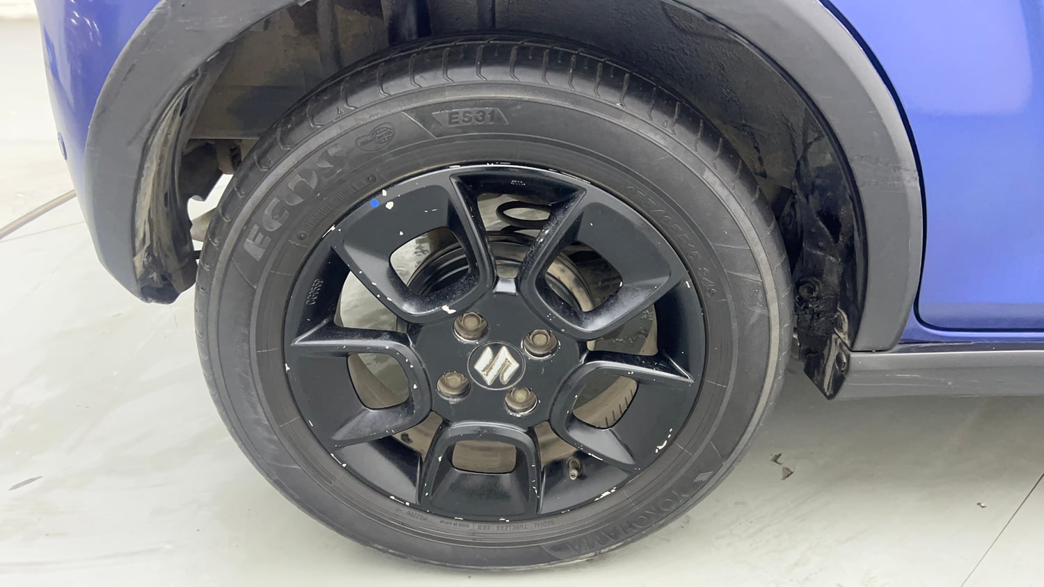 Used 2017 Maruti Suzuki Ignis Alpha 1.2 MT Petrol Manual tyres RIGHT REAR TYRE RIM VIEW