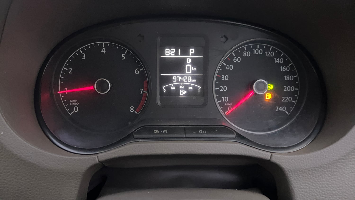 Used 2016 Volkswagen Vento Highline 1.2 (P) AT Petrol Automatic interior CLUSTERMETER VIEW