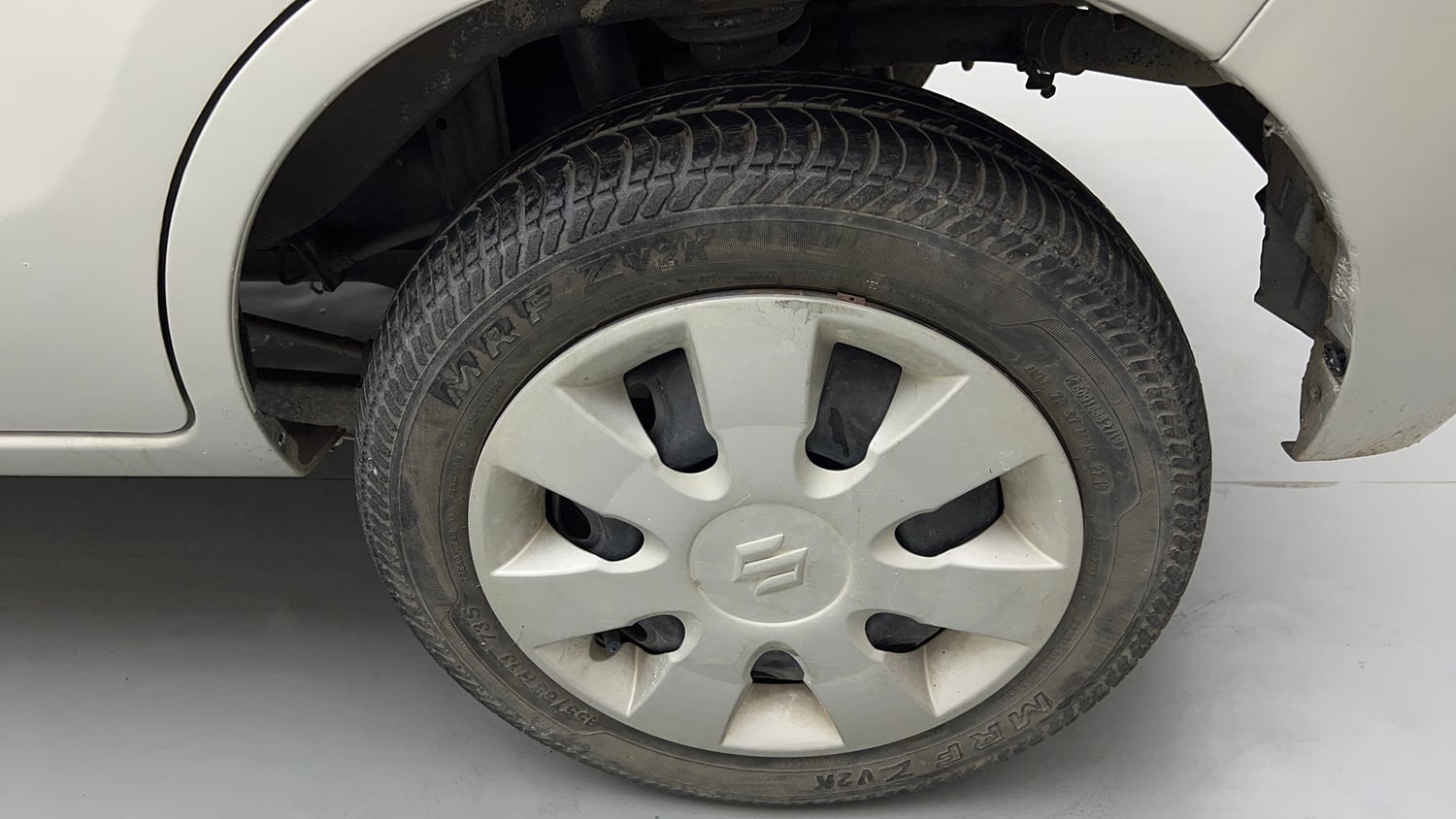 Used 2019 Maruti Suzuki Alto K10 VXi AMT Petrol Automatic tyres LEFT REAR TYRE RIM VIEW
