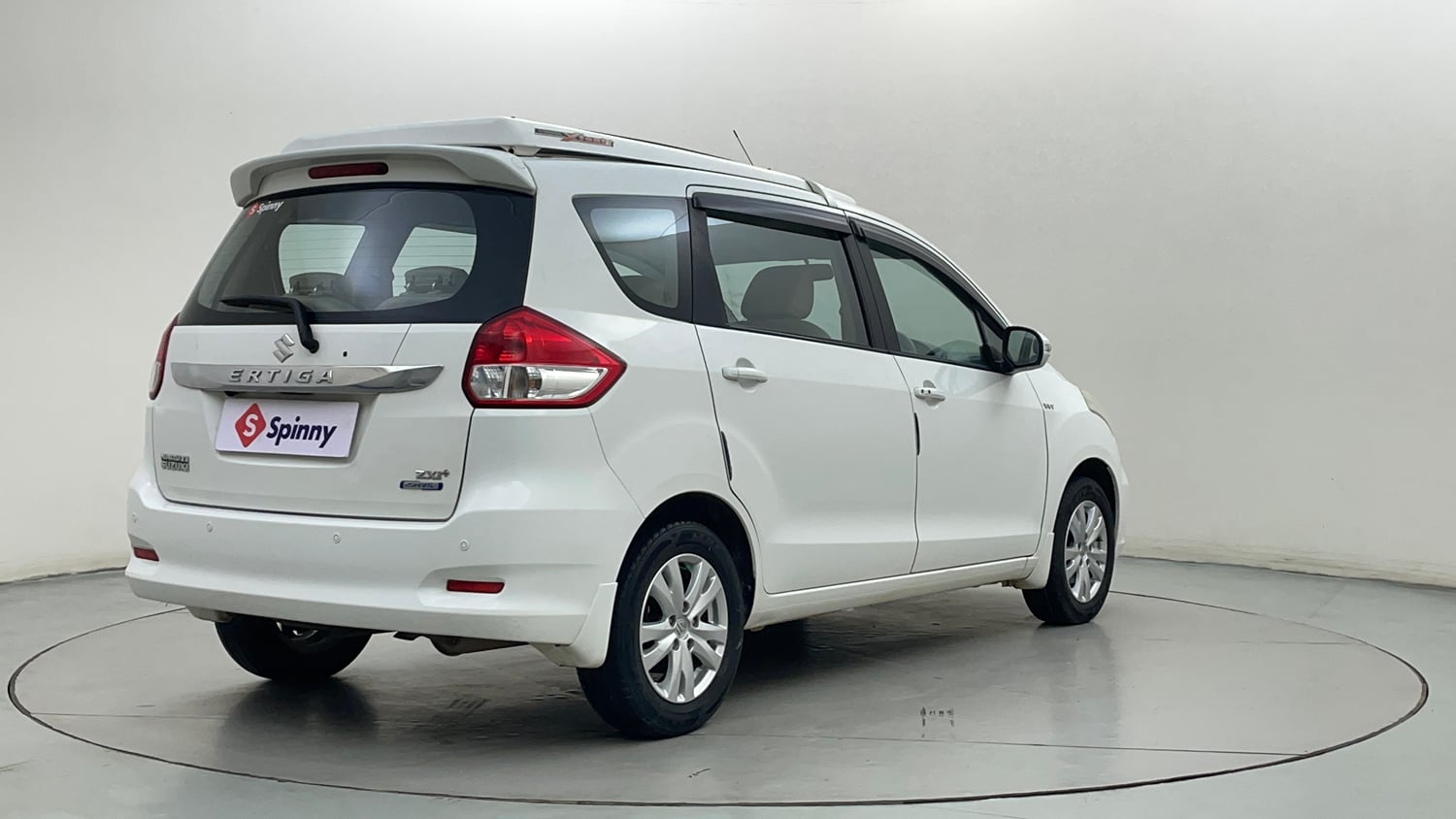Used 2016 Maruti Suzuki Ertiga ZXI+ Petrol Manual exterior RIGHT REAR CORNER VIEW