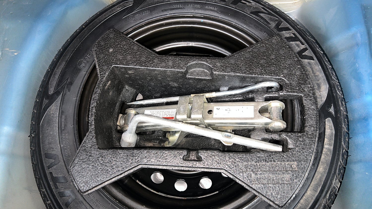 Used 2015 Maruti Suzuki Celerio ZXi Opt Petrol Manual tyres SPARE TYRE VIEW