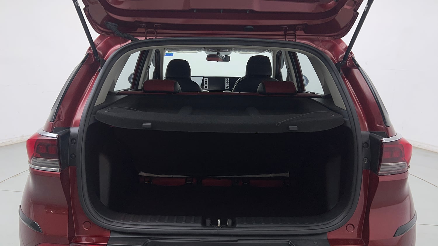 Used 2023 Kia Sonet HTX 1.0 iMT Petrol Manual interior DICKY INSIDE VIEW
