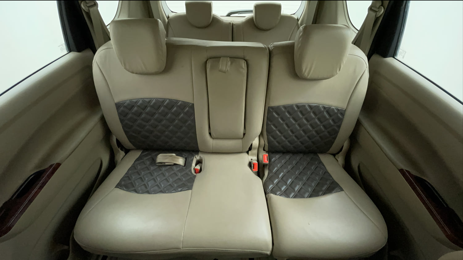 Used 2016 Maruti Suzuki Ertiga ZXI+ Petrol Manual interior REAR SEAT CONDITION VIEW