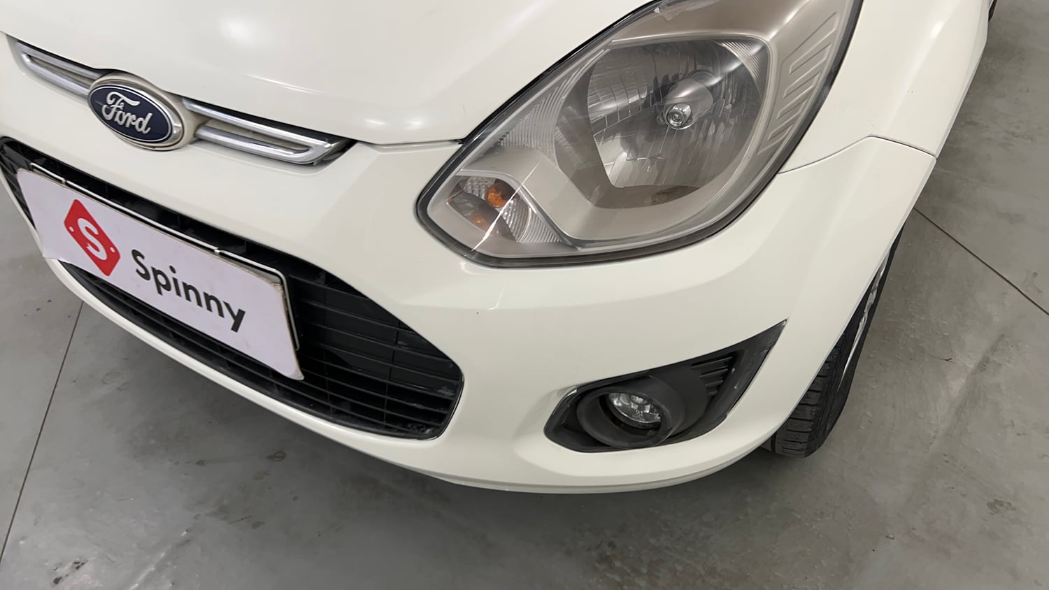 Used 2014 Ford Figo Duratec Petrol Titanium 1.2 Petrol Manual dents MINOR SCRATCH