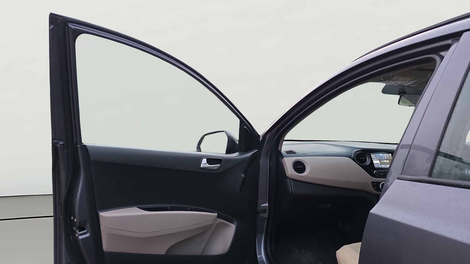 Used 2018 Hyundai Grand i10 Sportz (O) 1.2 Kappa VTVT Petrol Manual interior LEFT FRONT DOOR OPEN VIEW