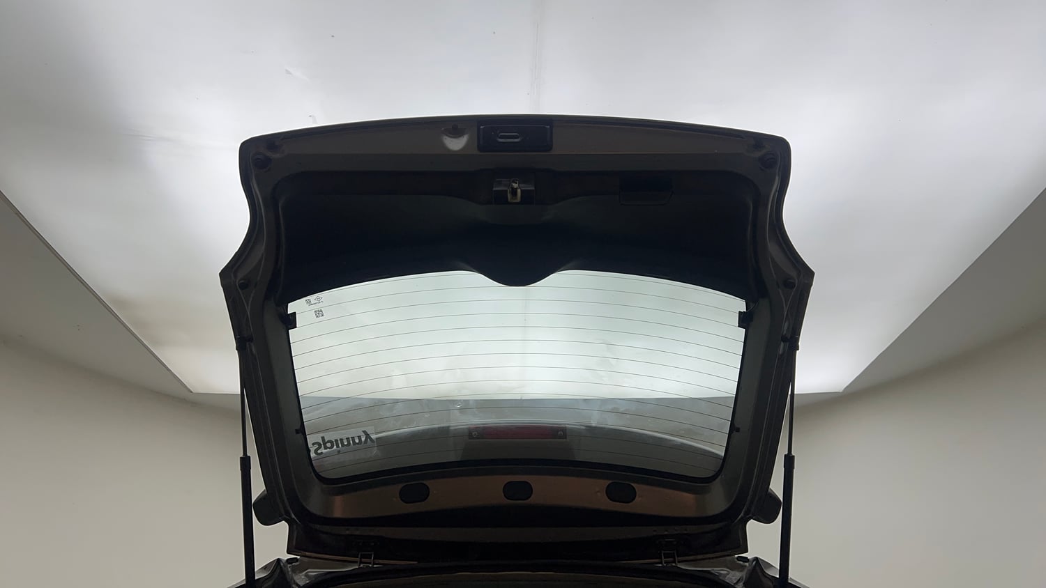Used 2019 Maruti Suzuki Baleno Delta Petrol Manual interior DICKY DOOR OPEN VIEW