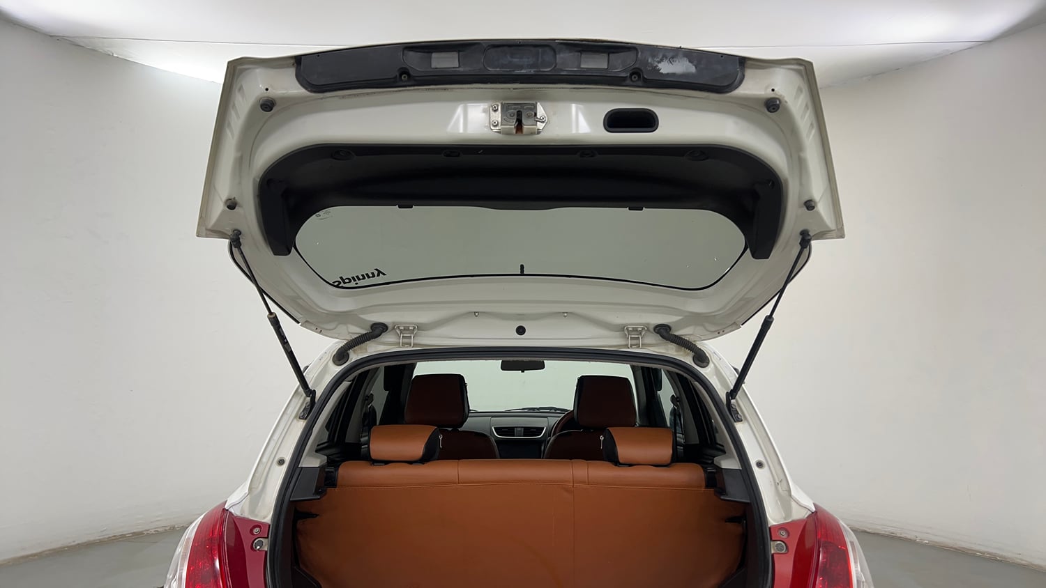 Used 2013 Maruti Suzuki Swift VDi Diesel Manual interior DICKY DOOR OPEN VIEW