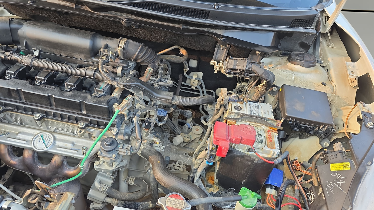 Used 2021 Maruti Suzuki Swift VXi Petrol Manual engine ENGINE LEFT SIDE VIEW