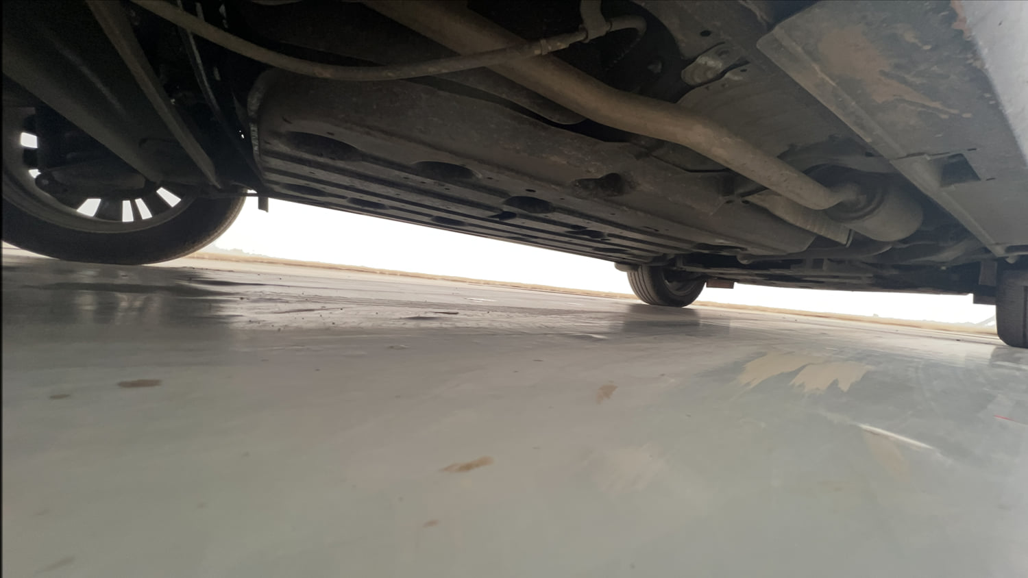 Used 2025 Honda Elevate Black Edition ZX MT Petrol Manual extra REAR RIGHT UNDERBODY VIEW