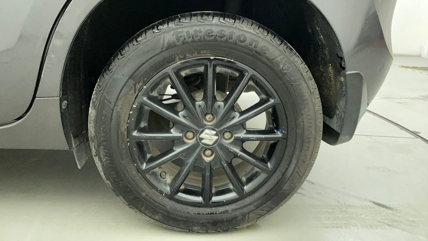 Used 2017 Maruti Suzuki Baleno Delta 1.2 Petrol Manual tyres LEFT REAR TYRE RIM VIEW
