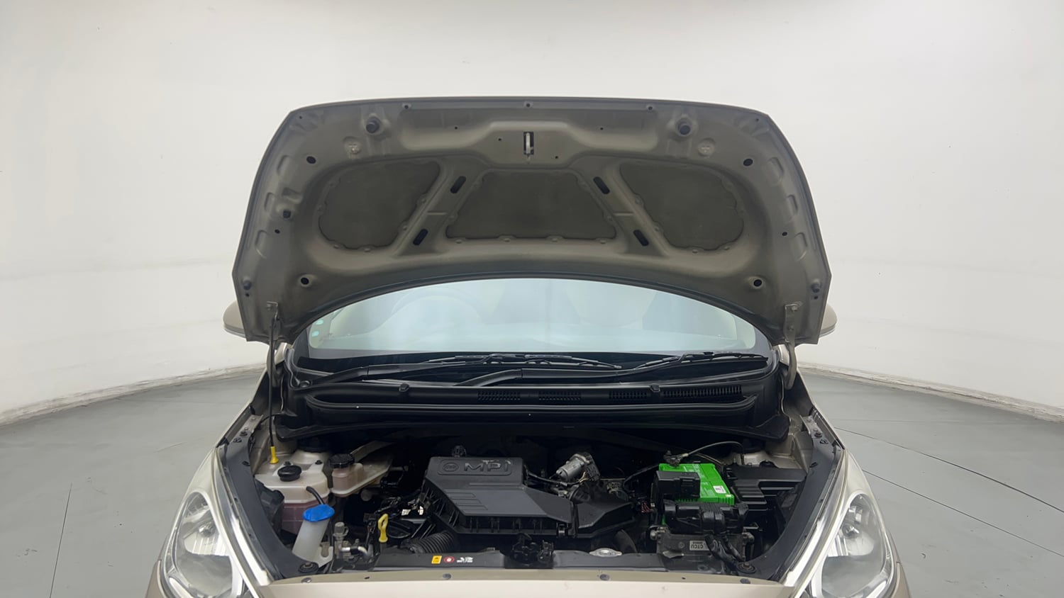 Used 2019 Hyundai Santro Sportz AMT Petrol Automatic engine ENGINE & BONNET OPEN FRONT VIEW