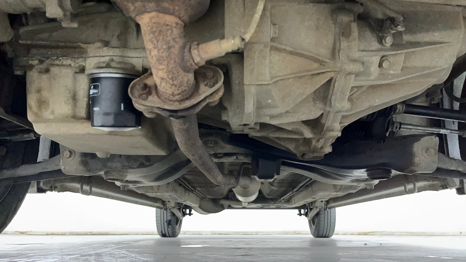 Used 2018 Maruti Suzuki Wagon R 1.0 VXI AMT Petrol Automatic extra FRONT LEFT UNDERBODY VIEW