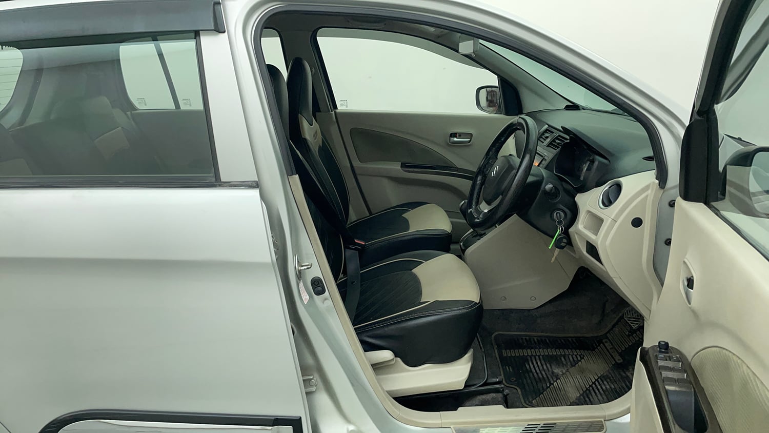 Used 2019 Maruti Suzuki Celerio ZXi (O) AMT Petrol Automatic interior RIGHT SIDE FRONT DOOR CABIN VIEW