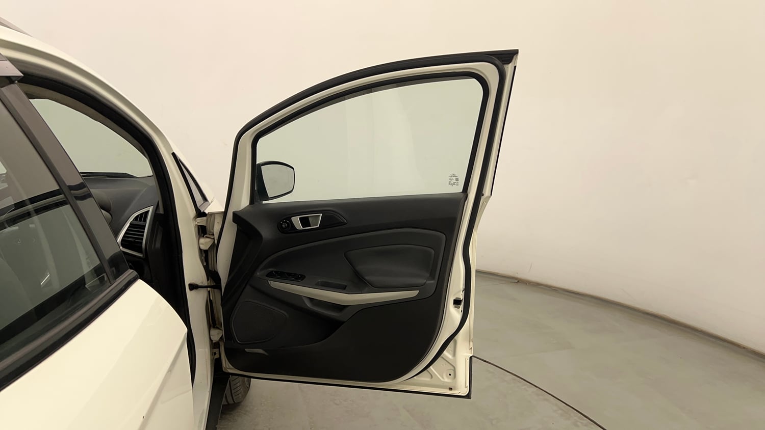 Used 2014 Ford EcoSport Titanium 1.5 TDCi (Opt) Diesel Manual interior RIGHT FRONT DOOR OPEN VIEW