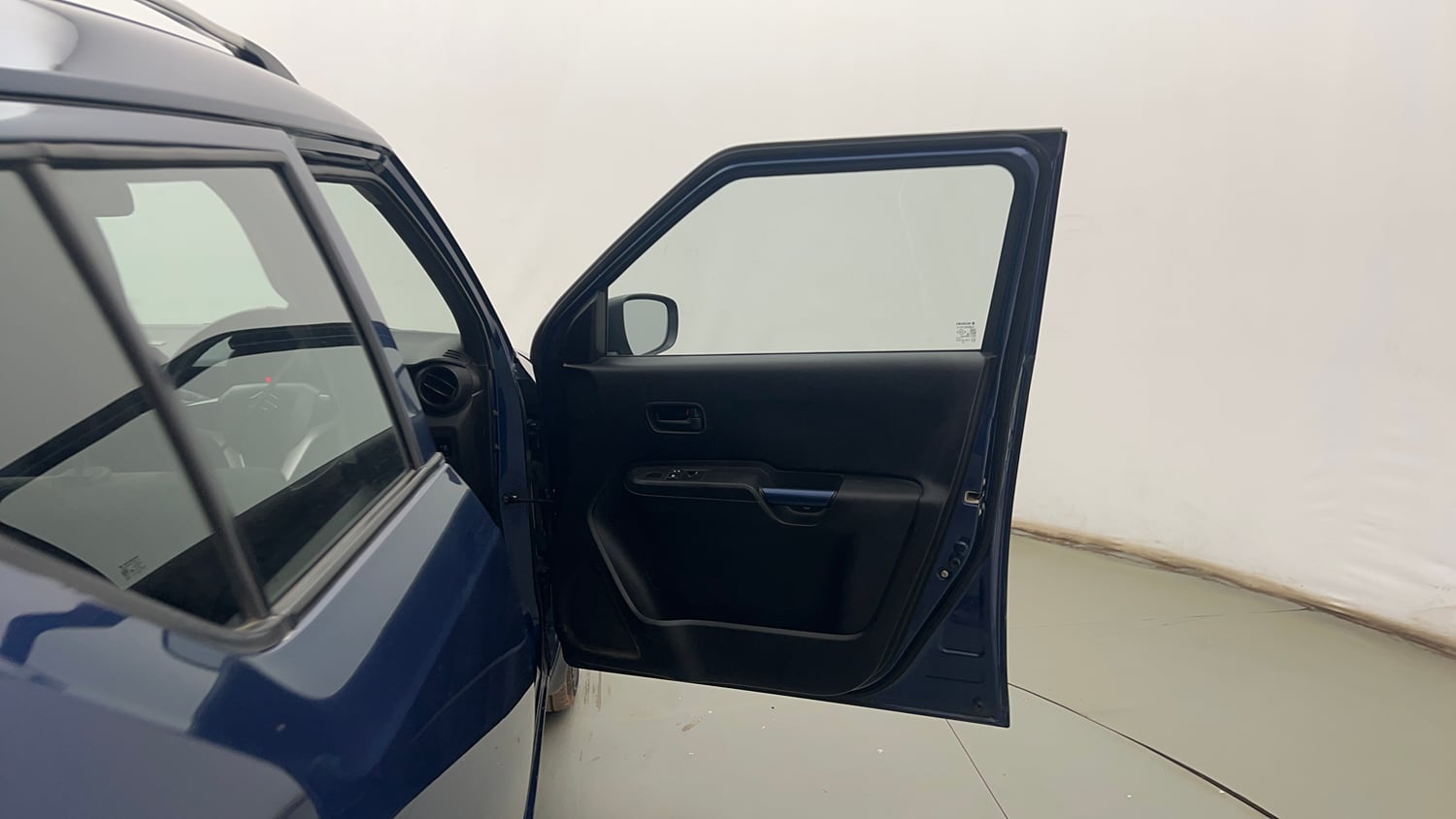Used 2022 Maruti Suzuki Ignis Sigma 1.2 MT Petrol Manual interior RIGHT FRONT DOOR OPEN VIEW