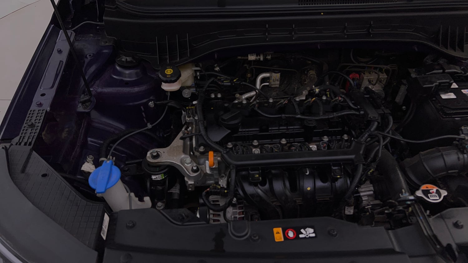 Used 2026 Hyundai Venue 1.2 Kappa Petrol MT HX 5+ Petrol Manual engine ENGINE RIGHT SIDE VIEW