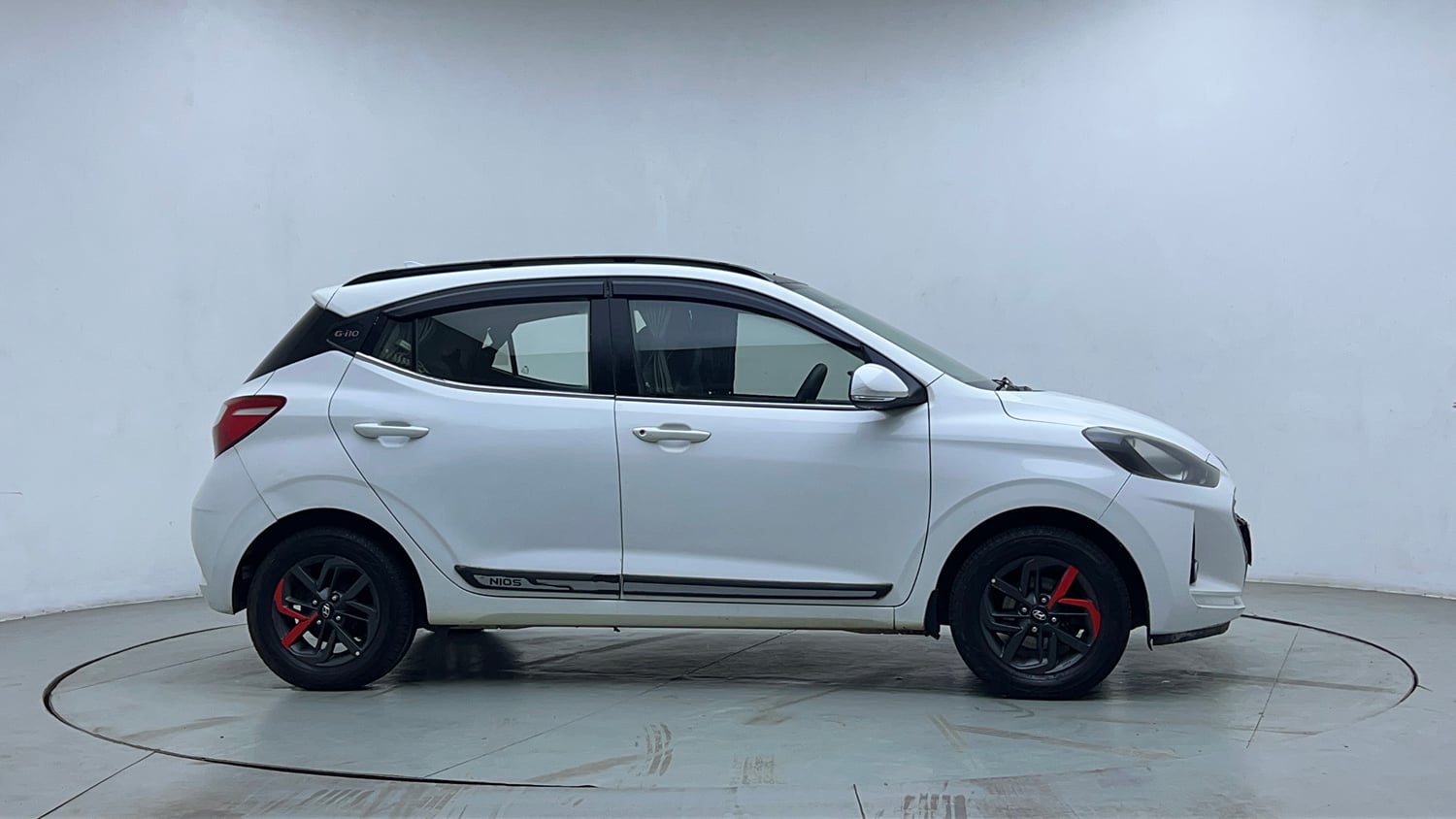 Used 2020 Hyundai Grand i10 Nios Sportz 1.2 Kappa VTVT Petrol Manual exterior RIGHT SIDE VIEW