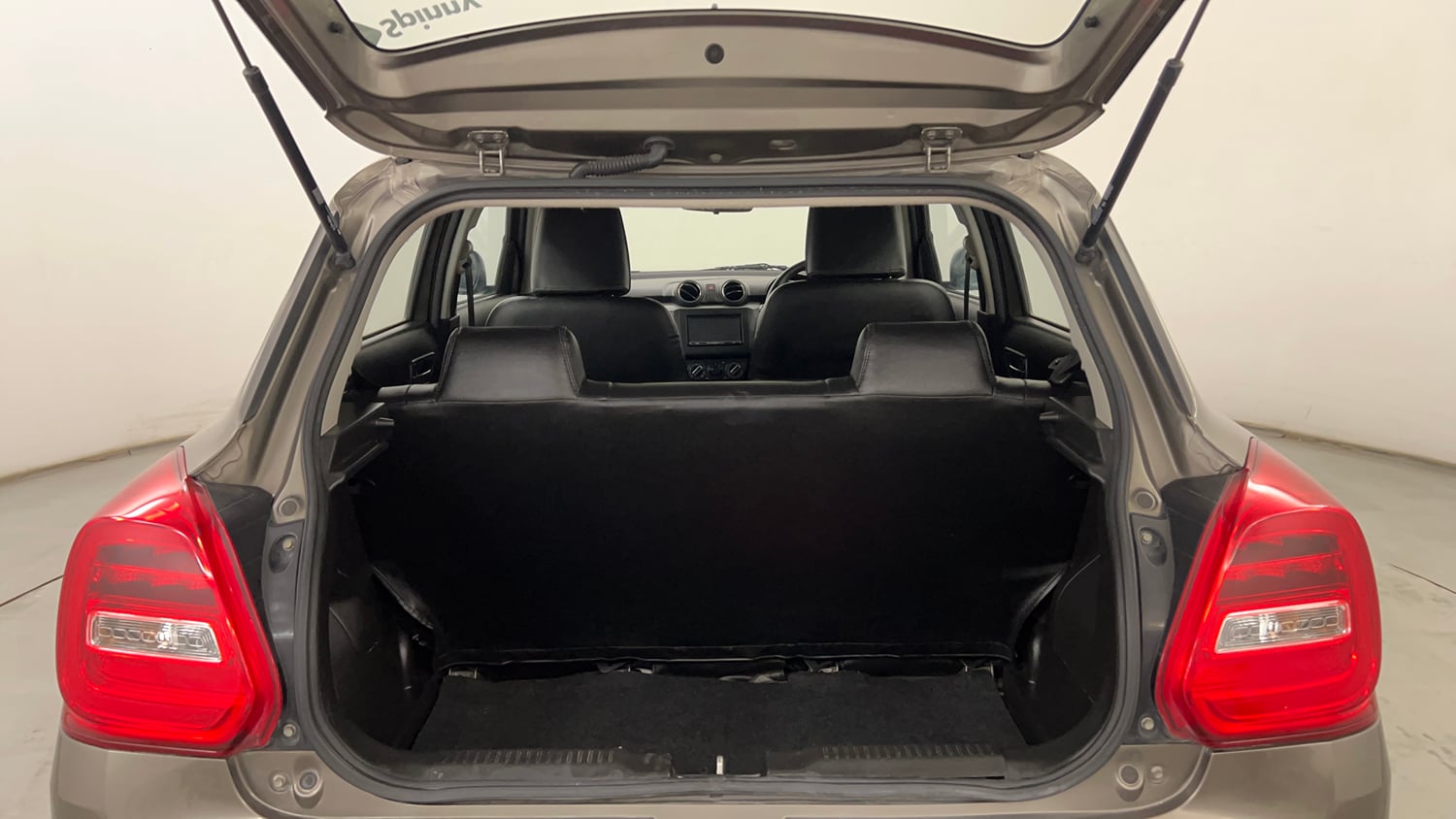 Used 2020 Maruti Suzuki Swift VXi AMT Petrol Automatic interior DICKY INSIDE VIEW