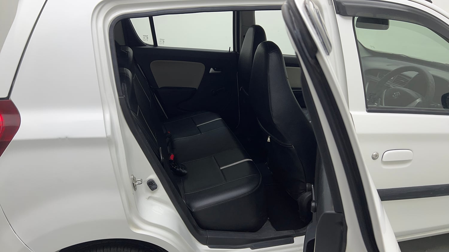 Used 2019 Maruti Suzuki Alto 800 VXi Petrol Manual interior RIGHT SIDE REAR DOOR CABIN VIEW
