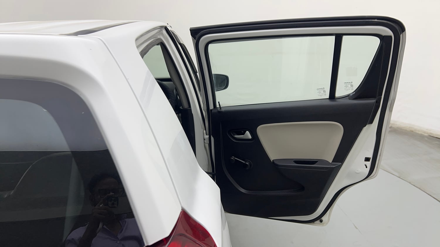 Used 2019 Maruti Suzuki Alto 800 VXi Petrol Manual interior RIGHT REAR DOOR OPEN VIEW