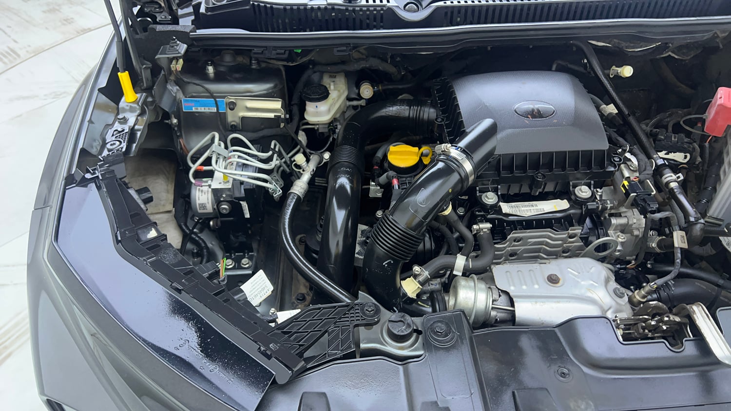 Used 2024 Tata Nexon Fearless Plus 1.2 Revotron Petrol 7DCA DT Petrol Automatic engine ENGINE RIGHT SIDE VIEW