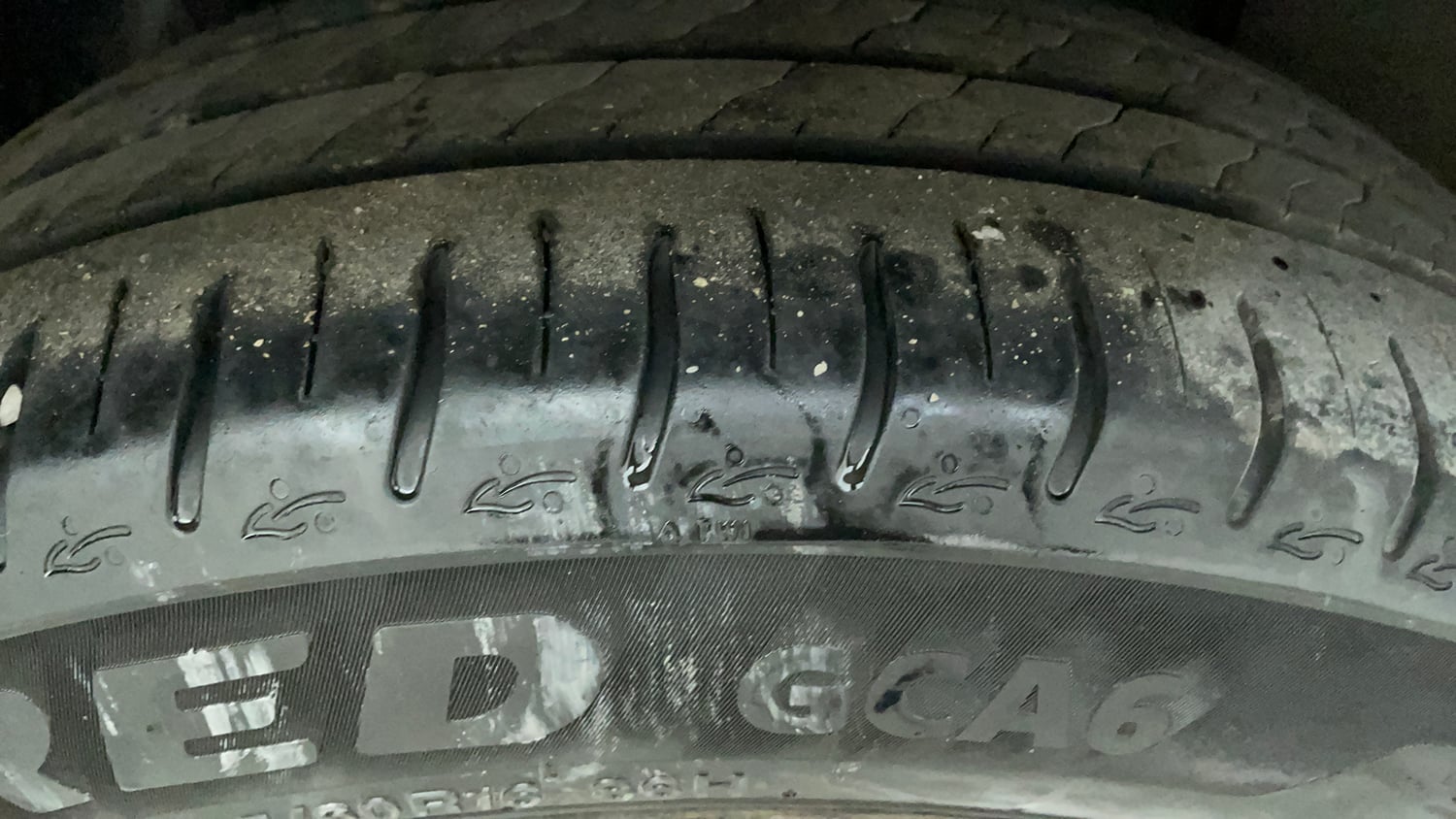 Used 2023 Tata Altroz XZ Plus (S) Petrol Manual tyres RIGHT REAR TYRE TREAD VIEW