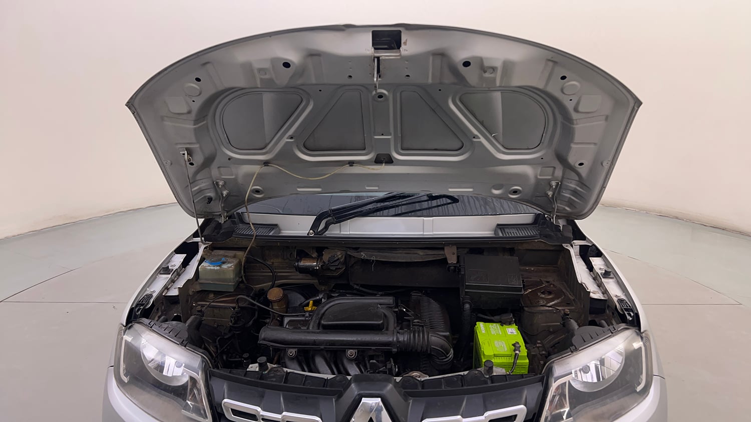 Used 2017 Renault Kwid 1.0 RXT AMT Petrol Automatic engine ENGINE & BONNET OPEN FRONT VIEW