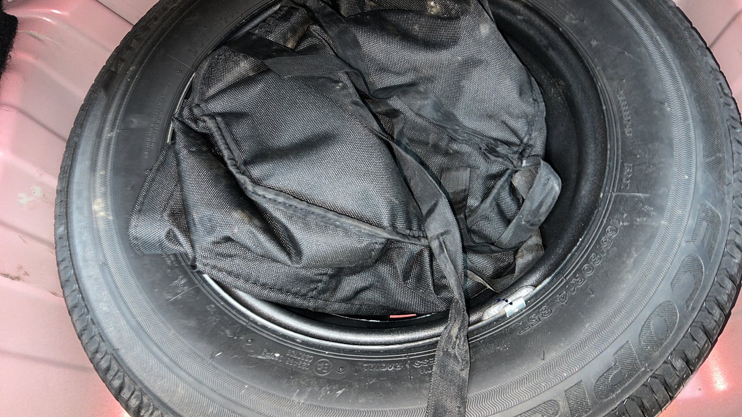 Used 2023 Tata Altroz XZA Petrol Petrol Automatic tyres SPARE TYRE VIEW