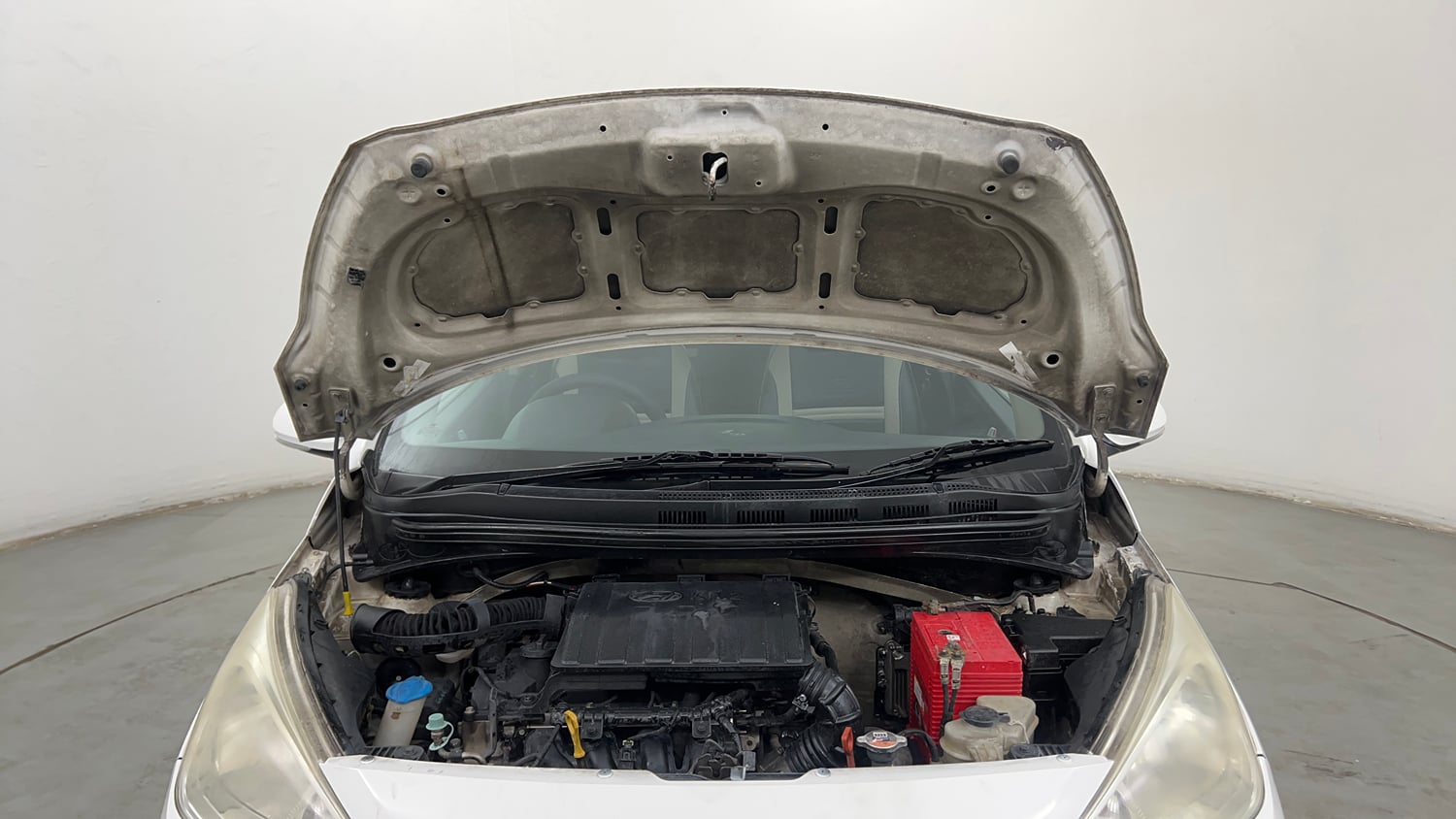 Used 2014 Hyundai Grand i10 Asta AT 1.2 Kappa VTVT Petrol Automatic engine ENGINE & BONNET OPEN FRONT VIEW
