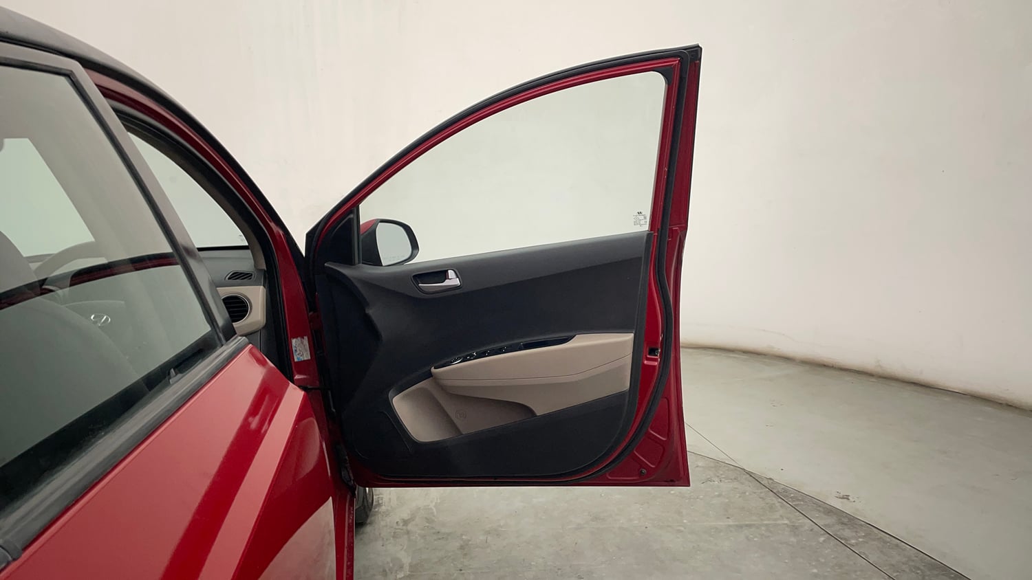 Used 2014 Hyundai Xcent S 1.2 (O) Petrol Manual interior RIGHT FRONT DOOR OPEN VIEW